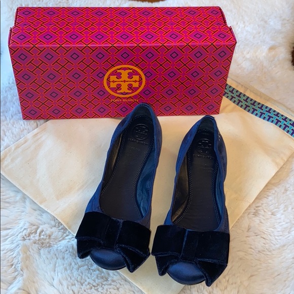 Tory Burch Shoes - Tory Burch satin ballet flats